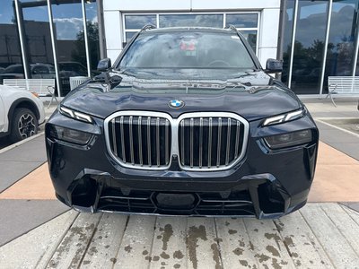 BMW X7  2024 à Calgary, Alberta