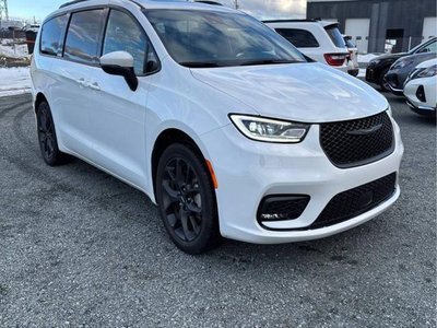 2023 Chrysler Pacifica in Regina, Saskatchewan