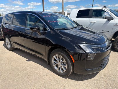 2027 Chrysler Pacifica in Regina, Saskatchewan