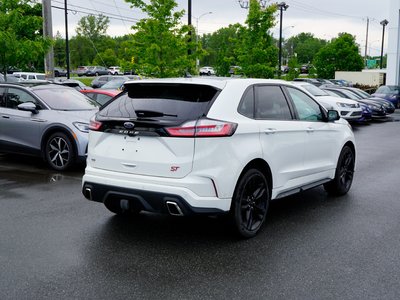 2022 Ford Edge in Saint-Bruno-de-Montarville, Quebec