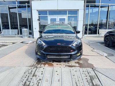 Ford Focus  2015 à Calgary, Alberta