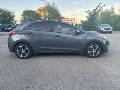 Hyundai Elantra GT  2017 à Markham, Ontario