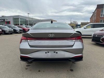 Hyundai Elantra Sedan  2023 à Regina, Saskatchewan