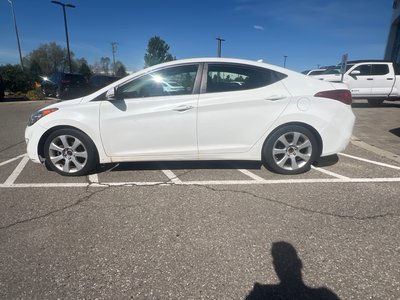 2013 Hyundai Elantra in Bolton, Ontario