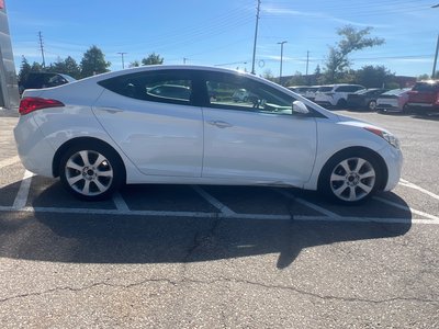 2013 Hyundai Elantra in Bolton, Ontario