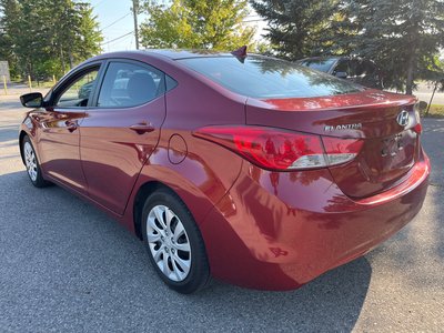 2013 Hyundai Elantra in Markham, Ontario