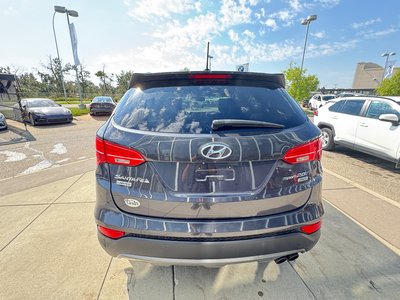 Hyundai Santa Fe Sport  2015 à Calgary, Alberta