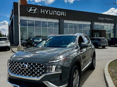 Hyundai Santa Fe  2023 à Calgary, Alberta