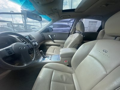 Infiniti FX35  2006 à Calgary, Alberta