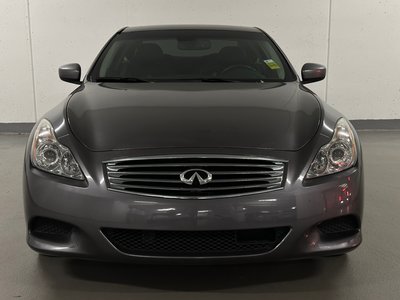 Infiniti G37  2010 à Vancouver, Colombie-Britannique