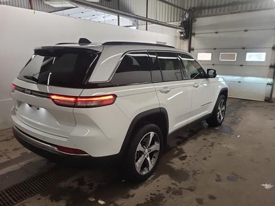 2022 Jeep Grand Cherokee in Regina, Saskatchewan