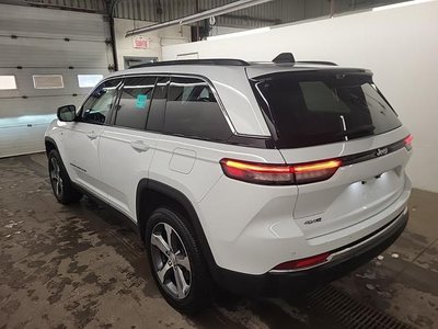 2022 Jeep Grand Cherokee in Regina, Saskatchewan