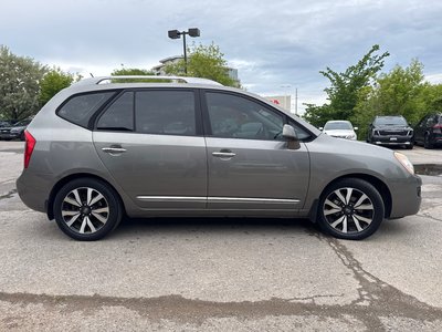2011 Kia Rondo in Markham, Ontario