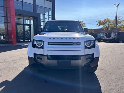 2022 Land Rover Defender 90 in Mississauga, Ontario