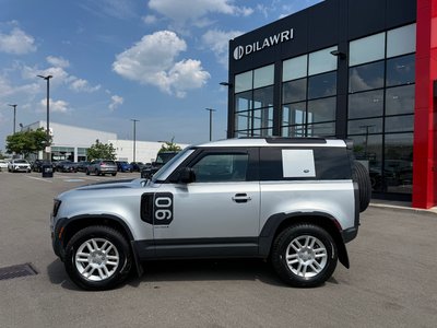 2023 Land Rover Defender 90 in Mississauga, Ontario