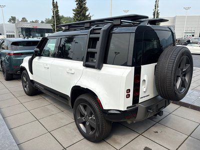 2025  Defender in North Vancouver, British Columbia