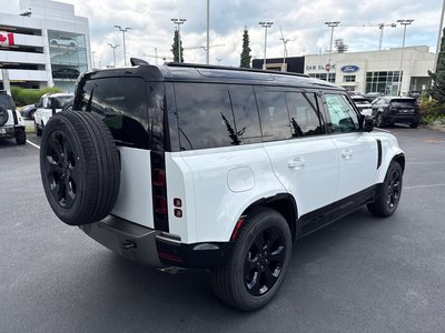 2025 Land Rover Defender 110 in North Vancouver, British Columbia