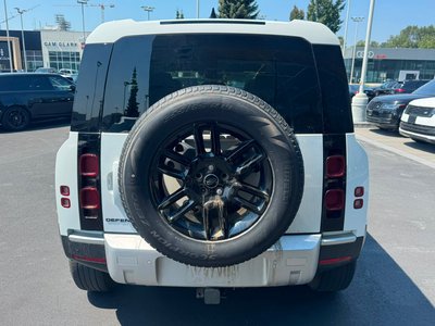2025 Land Rover Defender in North Vancouver, British Columbia