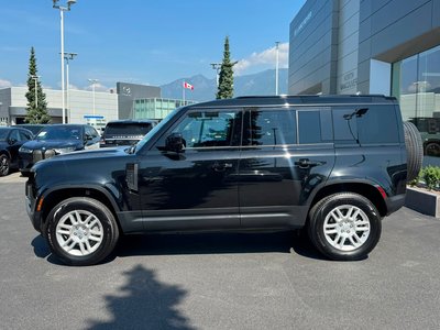 2025  Defender in North Vancouver, British Columbia