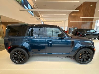 2026 Land Rover Defender 110 Mild Hybrid in North Vancouver, British Columbia