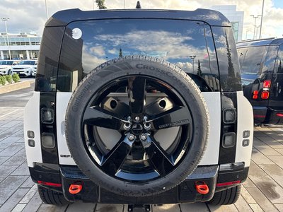 Land Rover Defender  2026 à North Vancouver, Colombie-Britannique