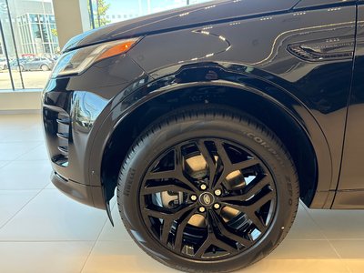 2026 Land Rover Discovery Sport in North Vancouver, British Columbia