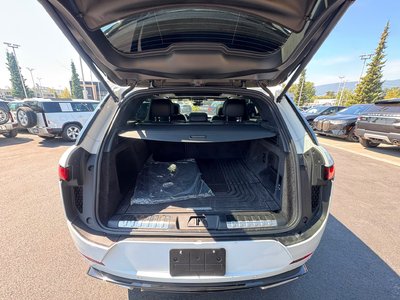 2025  Range Rover Sport in Vancouver, British Columbia