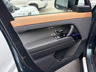 2026 Land Rover Range Rover Sport in North Vancouver, British Columbia
