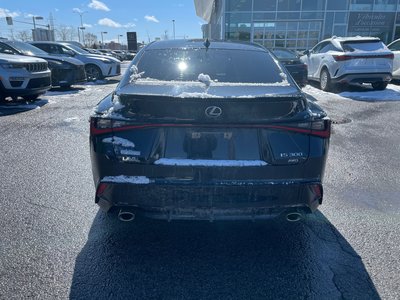 Lexus IS 300  2021 à Laval, Québec