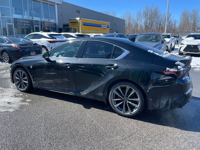 Lexus IS 300  2021 à Laval, Québec
