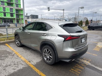 Lexus NX 300  2021 à Laval, Québec
