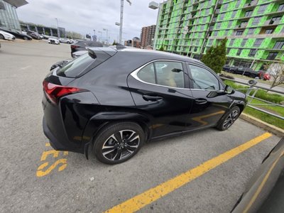 2023 Lexus UX 250h in Laval, Quebec