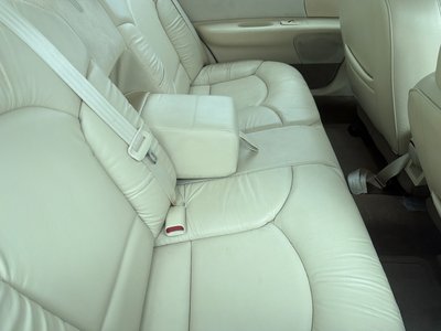 1997 Lincoln Continental in Regina, Saskatchewan