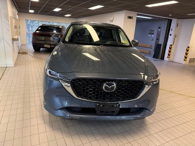 Mazda CX-5  2024 à Vancouver, Colombie-Britannique