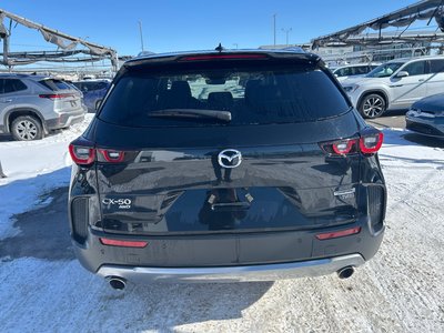 Mazda CX-50  2024 à Calgary, Alberta