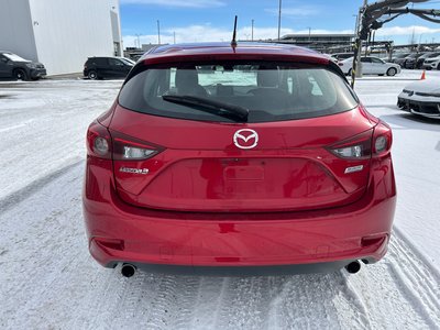 Mazda 3  2018 à Calgary, Alberta