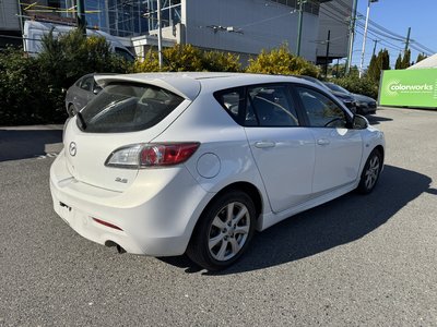Mazda 3  2010 à Vancouver, Colombie-Britannique
