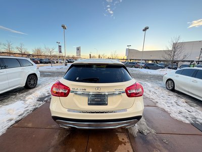 Mercedes-Benz GLA250  2017 à Calgary, Alberta