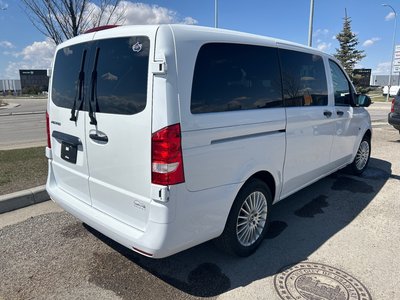 Mercedes-Benz Metris Passenger Van  2019 à Calgary, Alberta