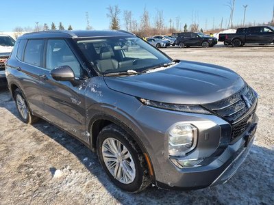 2024 Mitsubishi Outlander Plug-In Hybrid in Regina, Saskatchewan