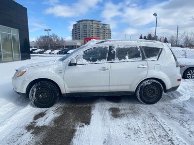 2008 Mitsubishi Outlander in Markham, Ontario