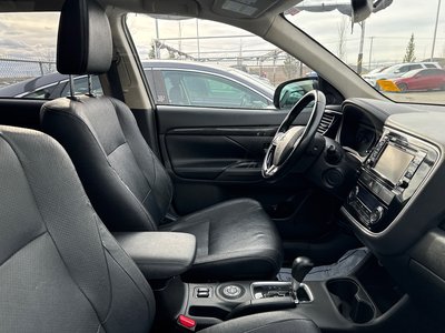 2016 Mitsubishi Outlander in Calgary, Alberta