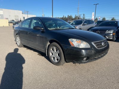 2002 Nissan Altima in Bolton, Ontario