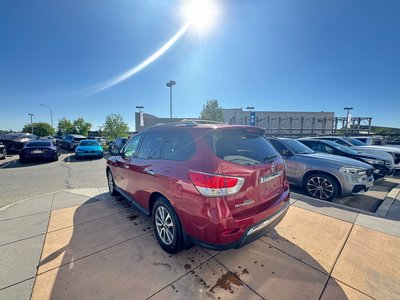 2013 Nissan Pathfinder in Calgary, Alberta