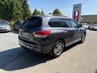 2014 Nissan Pathfinder in Vancouver, British Columbia