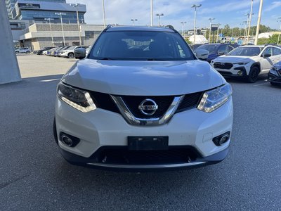 2016 Nissan Rogue in North Vancouver, British Columbia