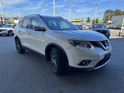 2016 Nissan Rogue in North Vancouver, British Columbia