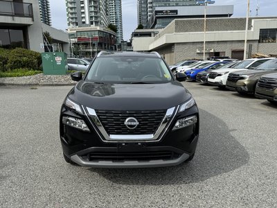 2023 Nissan Rogue in North Vancouver, British Columbia
