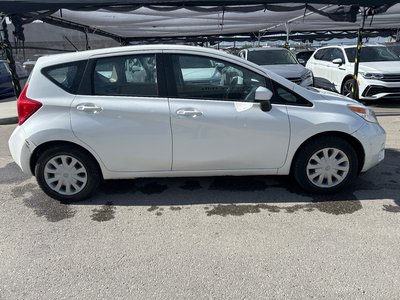 Nissan Versa Note  2015 à Calgary, Alberta