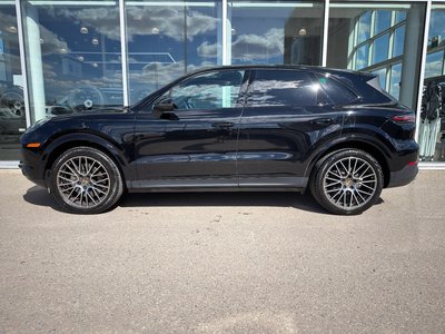 2022 Porsche Cayenne in Regina, Saskatchewan